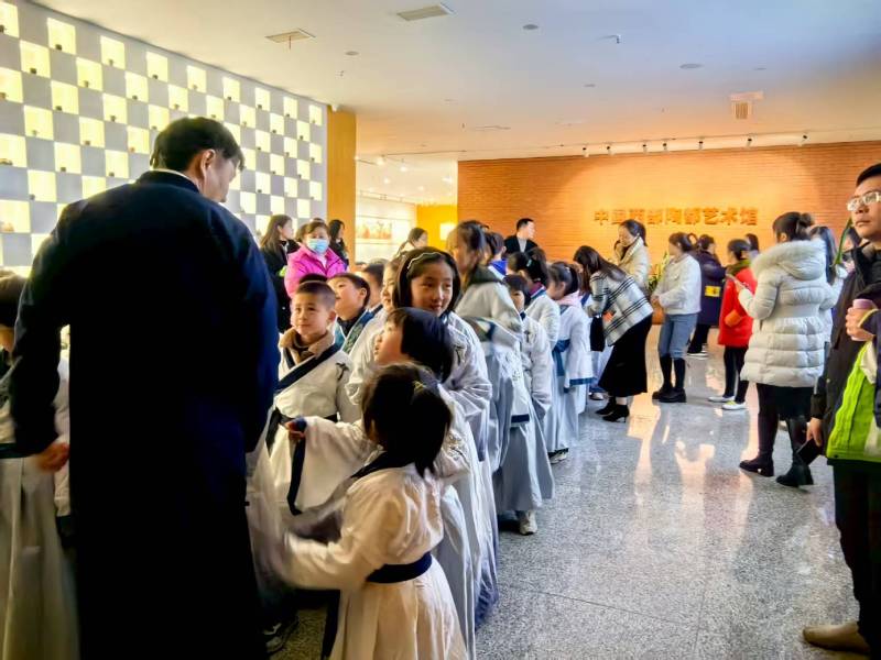 文化赋能：张家界魔创文旅挖掘城市文化资源的实践探索